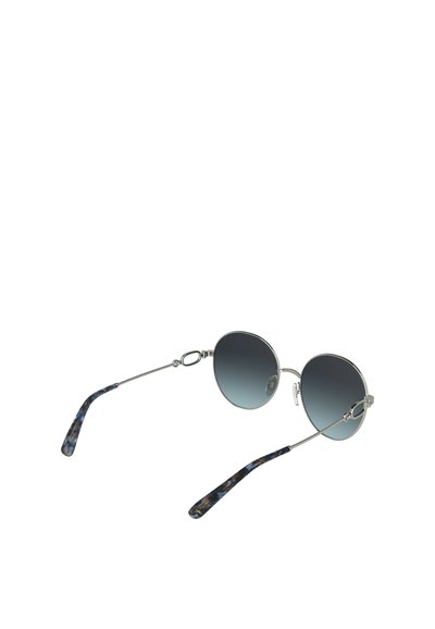Occhiali da sole rotondi con lenti grigie sfumate, montatura in metallo e stanghette in acetato con motivo blu. Design leggero con naselli regolabili.