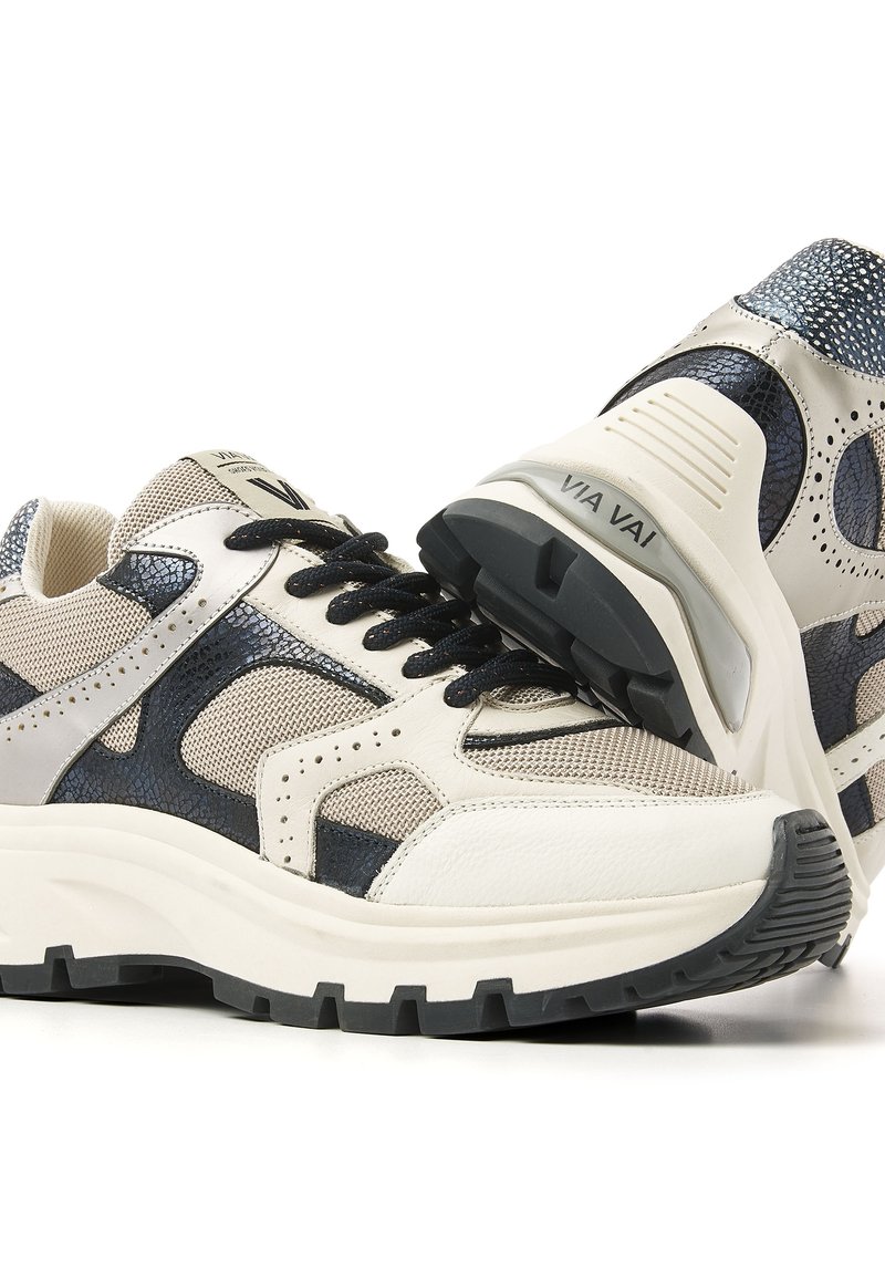 VIA VAI Trainers beige blue multicolored/beige Zalando