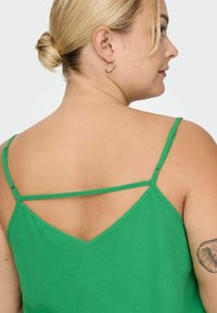 ONLY Carmakoma CURVY - Débardeur - kelly green