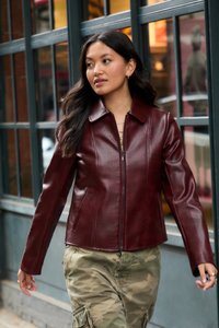 FITTED JACKET - Faux leather jacket - red