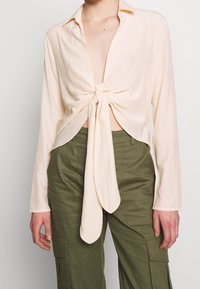 Missguided Bluse - beige