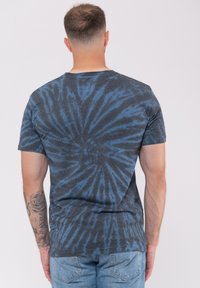 Paradiso Clothing THE BEATLES LET IT BE SILHOUETTE DIP DYE - Print T-shirt - black