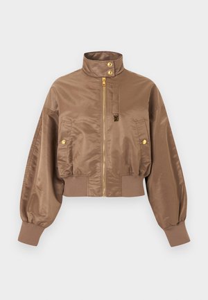 Giacca corta in satin marrone con colletto alto, cerniera dorata, bottoni a pressione, due tasche frontali e polsini e orlo a coste.