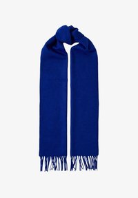 Unselected, set sail