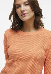 VILA VIDALO O-NECK - Stickad tröja - cadmium orange