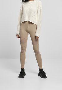 Urban Classics Stickad tröja - sand