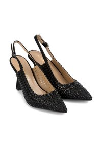 Escarpins noirs à talon slingback avec une pointe fine, présentant un dessus texturé orné de rhinestones noirs. Talon bloc pour la stabilité.