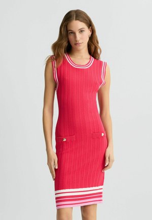 Shift dress - red