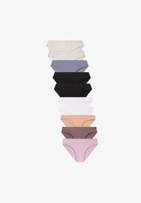Non selezionato, 2x Black, 2x White, 2x Nude, 2x Chocolate, 1x Blue, 2x Light Grey