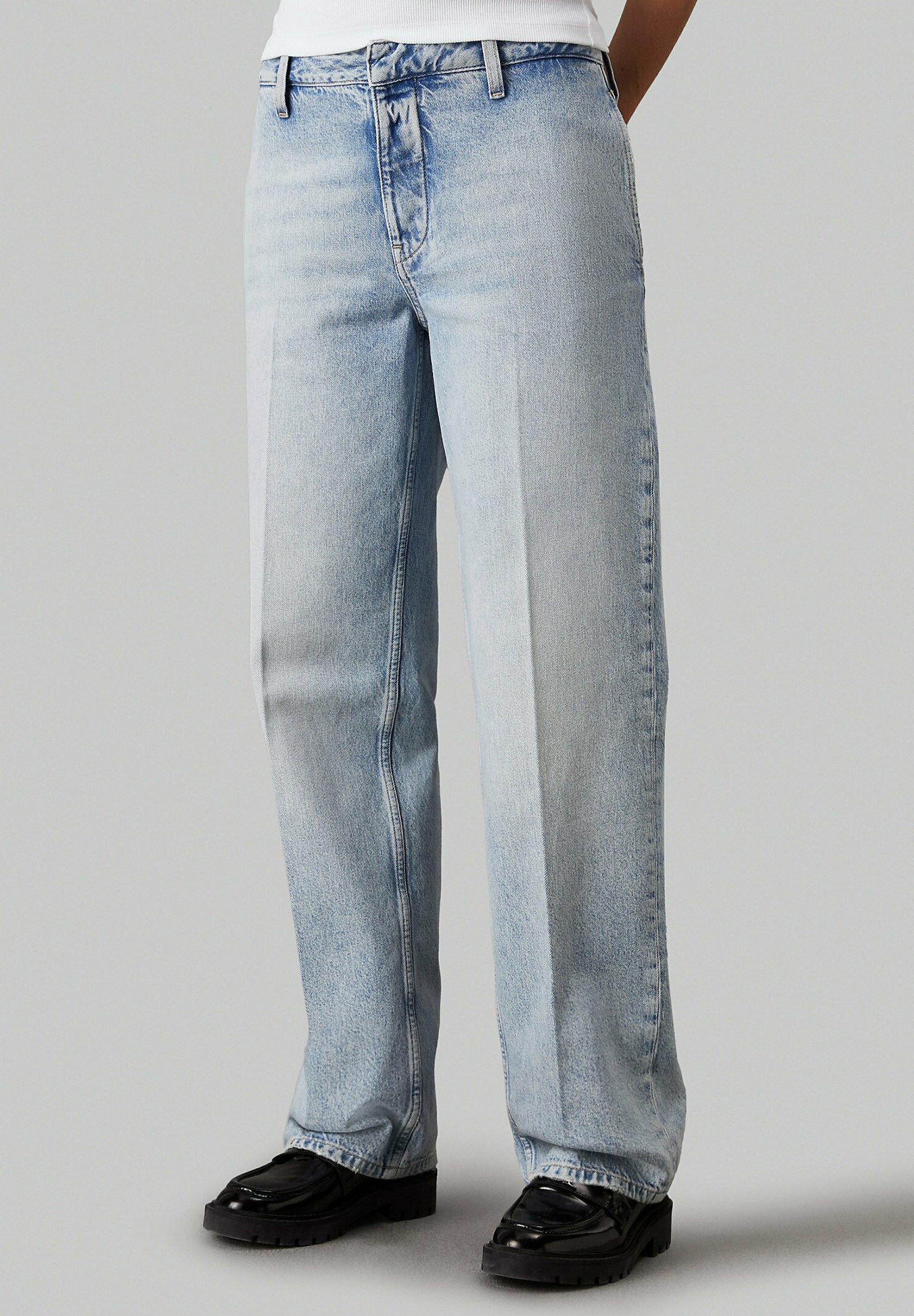 Jeans Alexander McQUEEN - Taille 42/6 - Jambes Droites Peintes Blanc Cassé + Bleu - Occasion Très Bon état