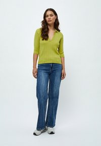Desires DEANNE 2/4 SLEEVE POLO PULLOVER. - Polo majica - pear green