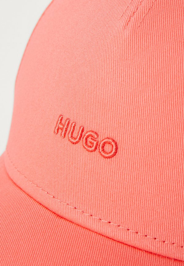 CARA - Cap - dubarry2