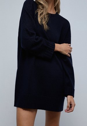 Neulemekko - dark blue