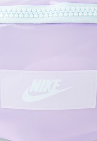 Thumbnail Image 4