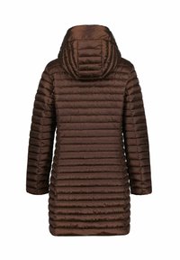 Braune Puffjacke mit Kapuze, mit vertikalen gesteppten Nähten, langen Ärmeln und einer mittellangen Länge bis zur Oberschenkelmitte für Wärme. Glatte, glänzende Oberfläche.