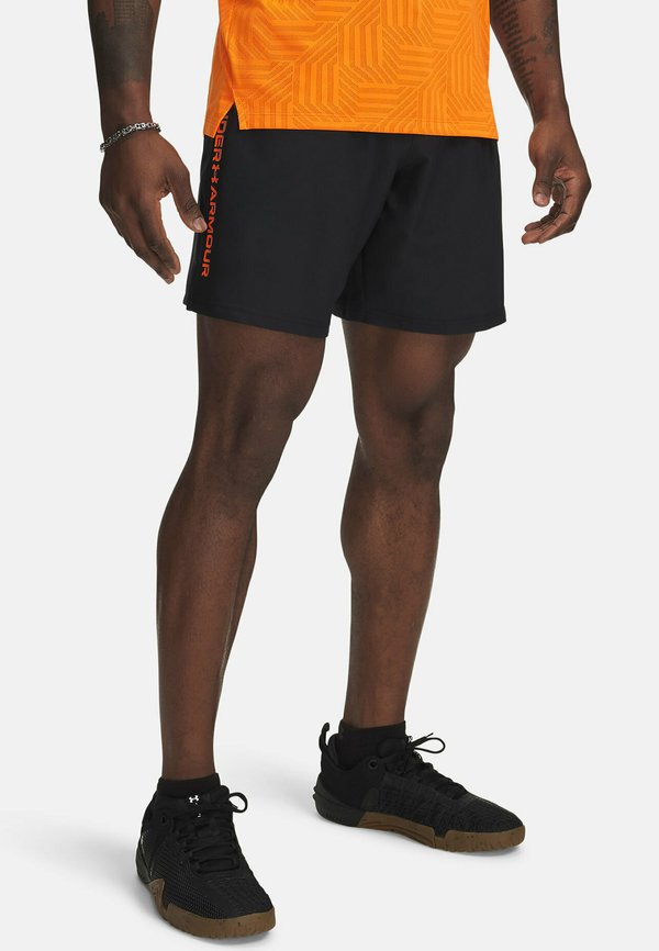 TECH WORDMARK - Kurze Sporthose