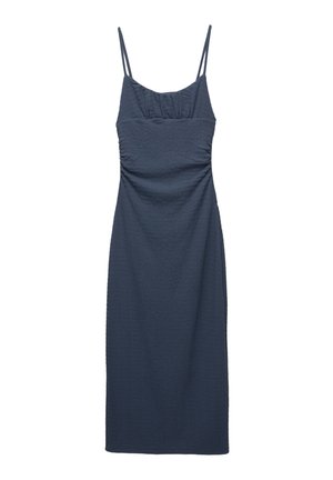 Abito blu navy con spalline regolabili, tessuto testurizzato, corpetto aderente e gonna dritta che arriva fino al polpaccio.