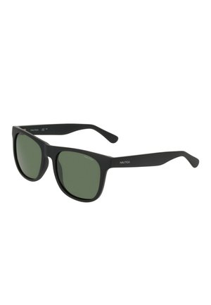 Schwarze rechteckige Sonnenbrille mit dunkelgrünen Gläsern und gebogenen Bügeln, mit "Nautica"-Marke an den Bügeln.