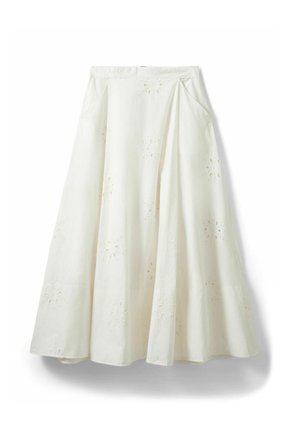Biała spódnica w kształcie litery A z delikatnym kwiatowym haftem ażurowym i plisami, z dopasowanym paskiem w talii i długością do połowy łydki.