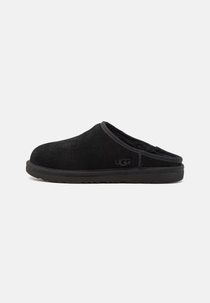 UGG CLASSIC SLIP ON UNISEX - Šlepetės - black