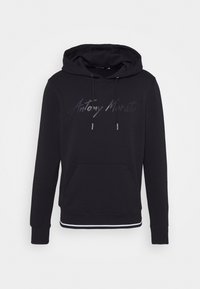Svart hoodie med dragsko och en subtil tonad logo "Antony Morato" framtill samt en känguruficka. Ribbade ärmslut och nederkant.