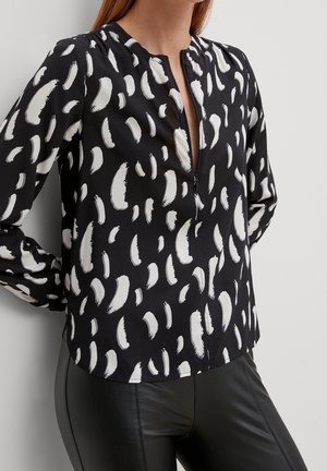Blouse - black