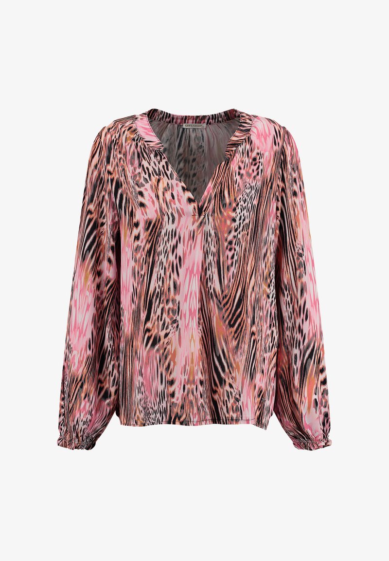 Blusa a maniche lunghe in tessuto satinato con stampa animale rosa, nera e crema, dotata di scollatura a V e polsini arricciati.