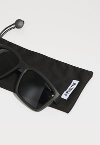 Arnette UNISEX czarny