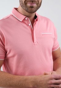 DEELUXE MARCUS - Polo - coral