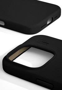 iDeal of Sweden SILICONE CASE IPHONE 16 PRO MAX - Mobilskal - black