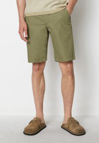 Marc O'Polo MODELL RESO - Shorts - olive