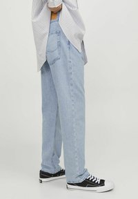 CHRIS ORIGINAL MF 923 JEANS