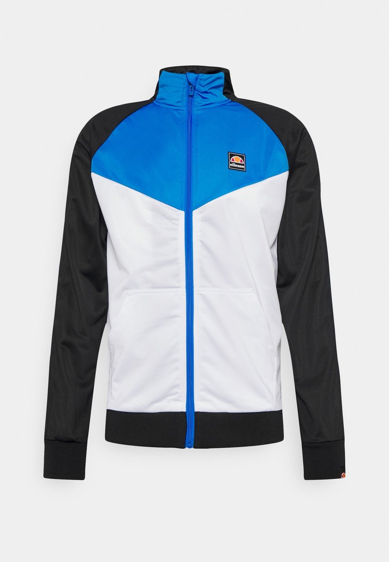 Giacca a track con parte anteriore blu e bianca, maniche nere. Presenta un alto colletto, chiusura con zip e tasche laterali. Il materiale è liscio e leggero.