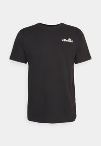 T-shirt en coton noir avec un col rond. Présente un petit logo "ellesse" blanc sur la poitrine et une touche colorée en dessous du logo.