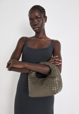 BRAIDED HANDBAG - Käsilaukku - khaki