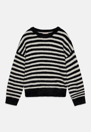 ONLY GIRLS, KOGNEWPIUMO PULLOVER - Strikkegenser - black/egret