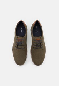 Pier One Zapatos de vestir con cordones - olive