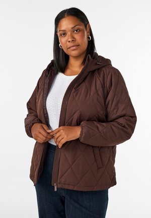 Zizzi, LEICHT WATTIERTE JACKE MIT RAUTENSTEPPUNG - Light jacket - braun