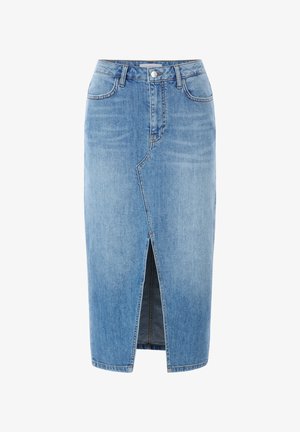 Gonna in denim azzurro chiaro con silhouette dritta, spacco frontale, design classico a cinque tasche e chiusura con bottone in metallo in vita.