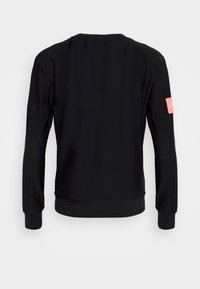 Endless INNER TECH - Camisola de manga comprida - black/pink