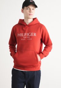 Tommy Hilfiger HOODY - Felpa - dark magma