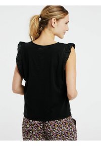 Protest PRTPYRITE - T-shirt z nadrukiem