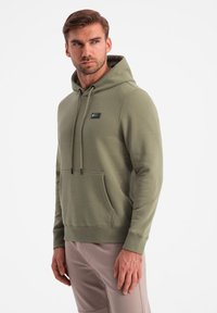 Ombre Mikina s kapucí - olive