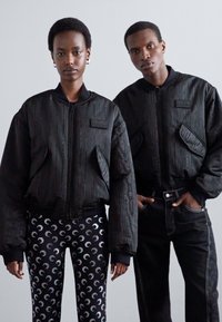 MARINE SERRE RECYCLED MOIRE BOMBER JACKET UNISEX - Geacă bomber - black