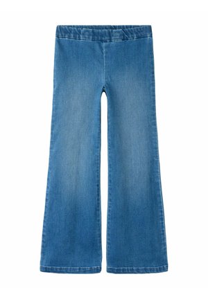 Modré rifle strednej modrej farby s širokými nohavicami a elastickým pásom, bez viditeľných vreciek alebo zapínania, uložené na bielom pozadí.