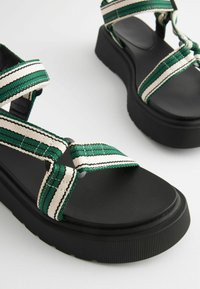 Next WEBBING CHUNKY - REGULAR FIT - Sandale - green ecru