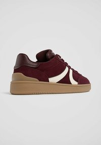 Stradivarius Tenisky - dark red