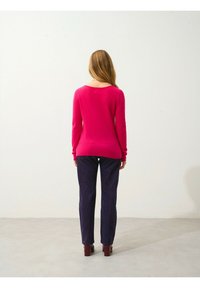 Authentic Cashmere CRIOU - Strickpullover - fuchsia