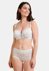 Sans Complexe ARUM PRIMA CLASSIQUE ARMATURES - Soutien-gorge à armatures - white