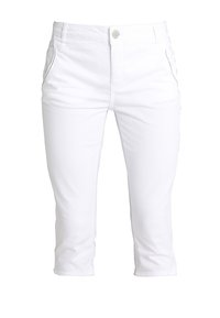 Pantalones cortos blancos confeccionados en suave tejido de algodón, con un cierre de cremallera, bolsillos laterales y costuras decorativas en los laterales.